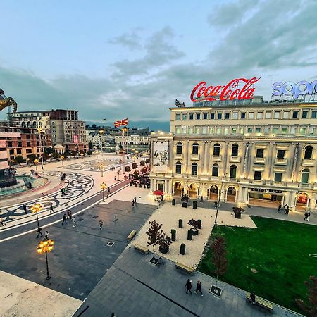 Fantazy Apartment Main Square Skopje Exteriör bild