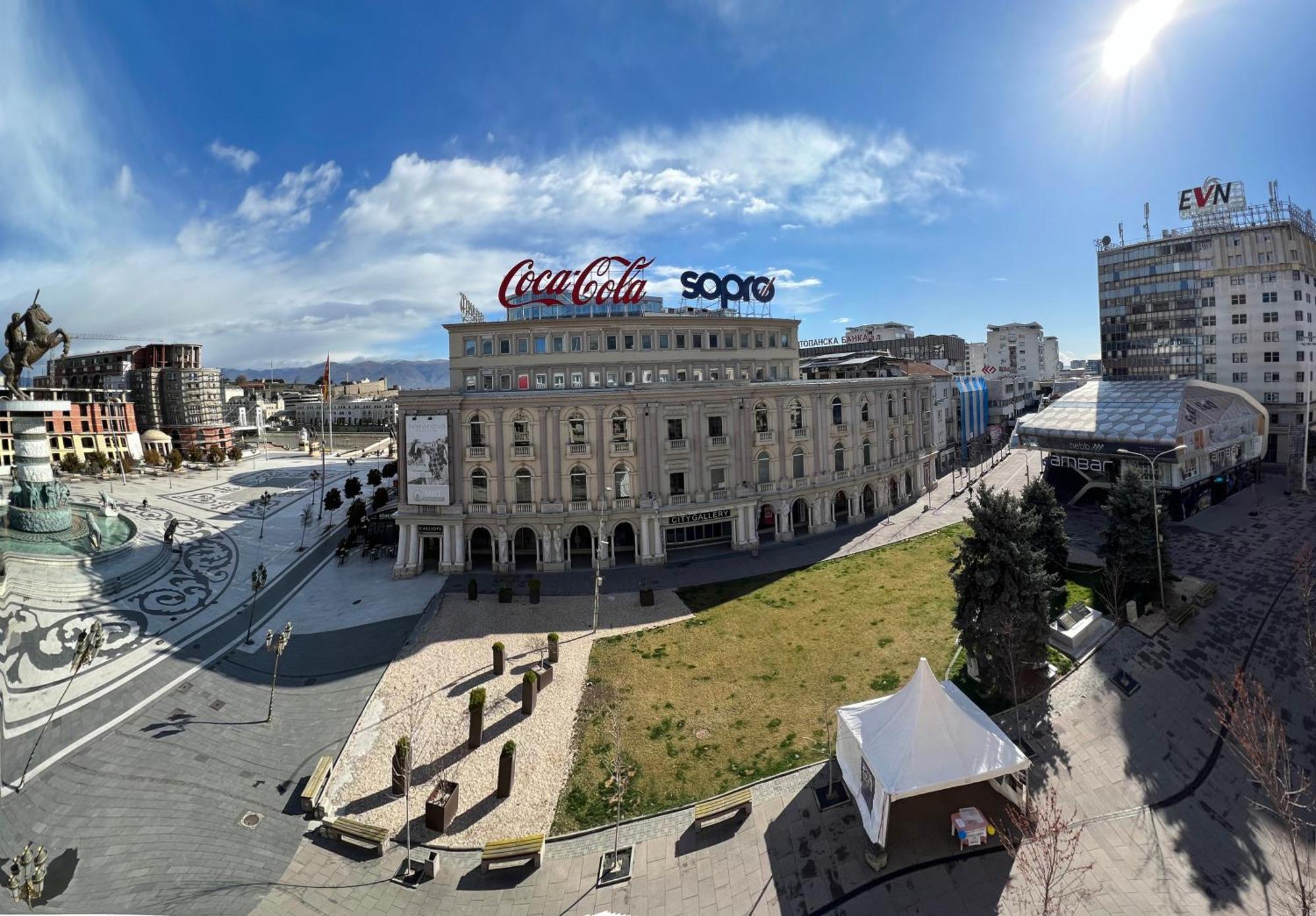 Fantazy Apartment Main Square Skopje Exteriör bild